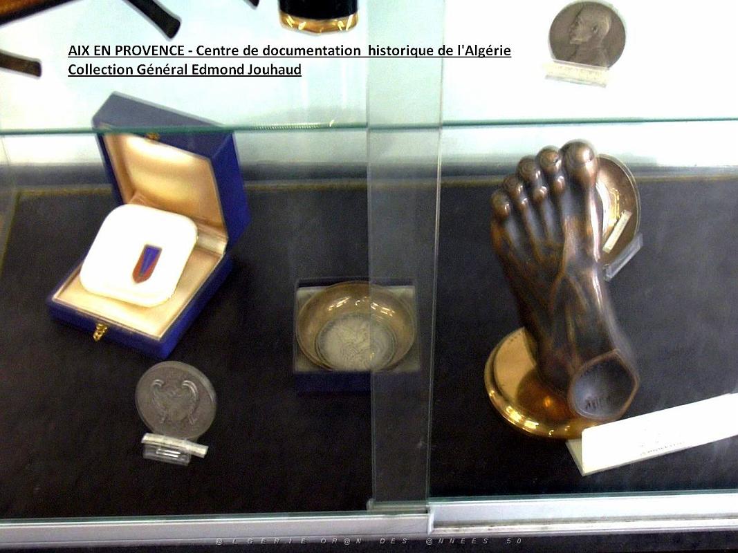 MEDAILLES D AFN 157.JPG